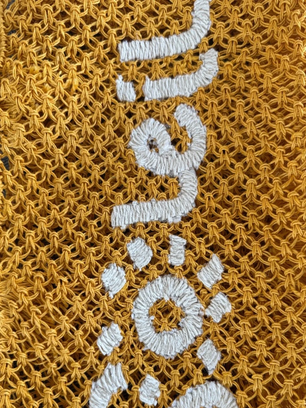 NWOT, RAFFIA WOVEN TOTE WITH DARLING “SOLEIL”